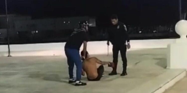 Denuncian presunto abuso policiaco en detención de supuesto asaltante en Cozumel