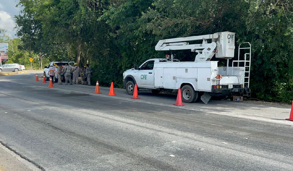 Dura 14 horas nuevo apagón en el norponiente de Playa del Carmen