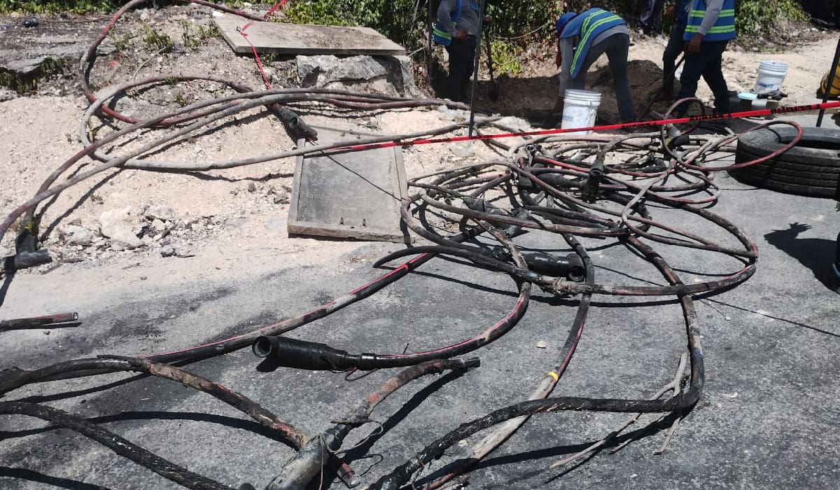 Esperan comercios del norponiente de Playa del Carmen restablecimiento de energía eléctrica para poder operar