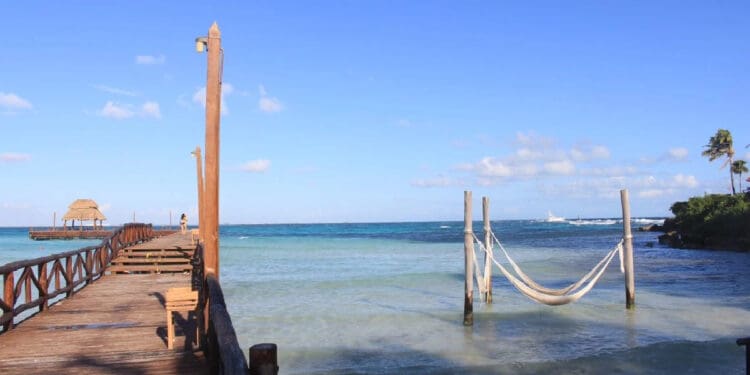 Lluvias puntuales fuertes para Quintana Roo