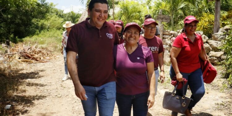 Con trabajo en territorio Omar Rodríguez apoya al Distrito 15
