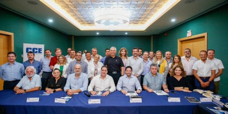 Se reúne Renán Sánchez Tajonar con el Consejo Coordinador Empresarial del Caribe