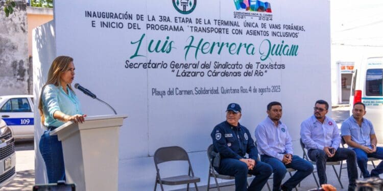Lili Campos a favor de servicios dignos para usuarios de transporte