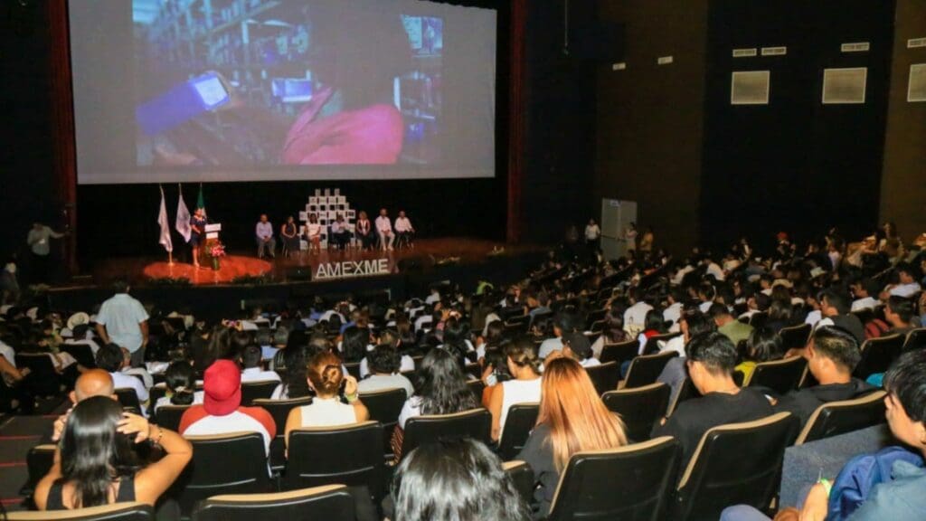 Inaugura Lili Campos foro regional Amexme 2030