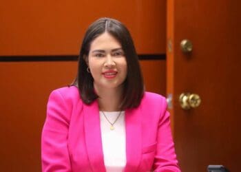 Levanta la voz Anahí González para visibilizar la violencia digital contra las mujeres