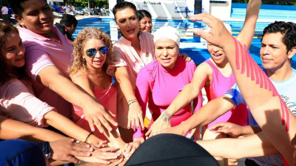 Se inauguró “Carril Rosa”, para la rehabilitación de mujeres pacientes de cáncer