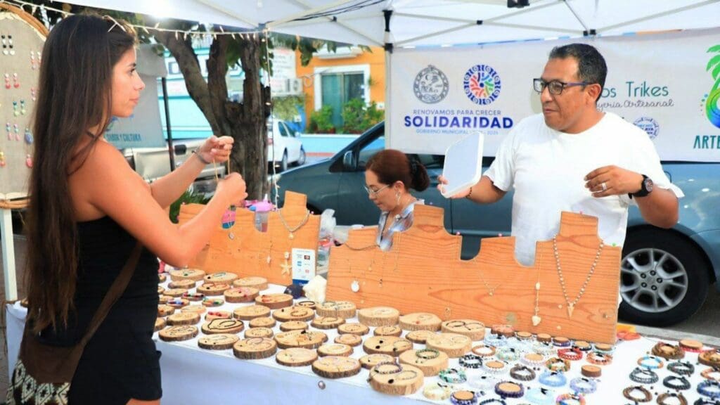 Fortalecen el comercio con espacios para emprendedores locales
