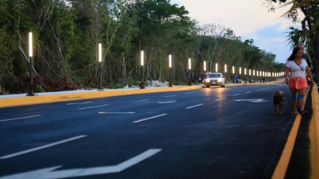Se alcanzan 52 cruceros y 7 mil luminarias nuevas en Solidaridad