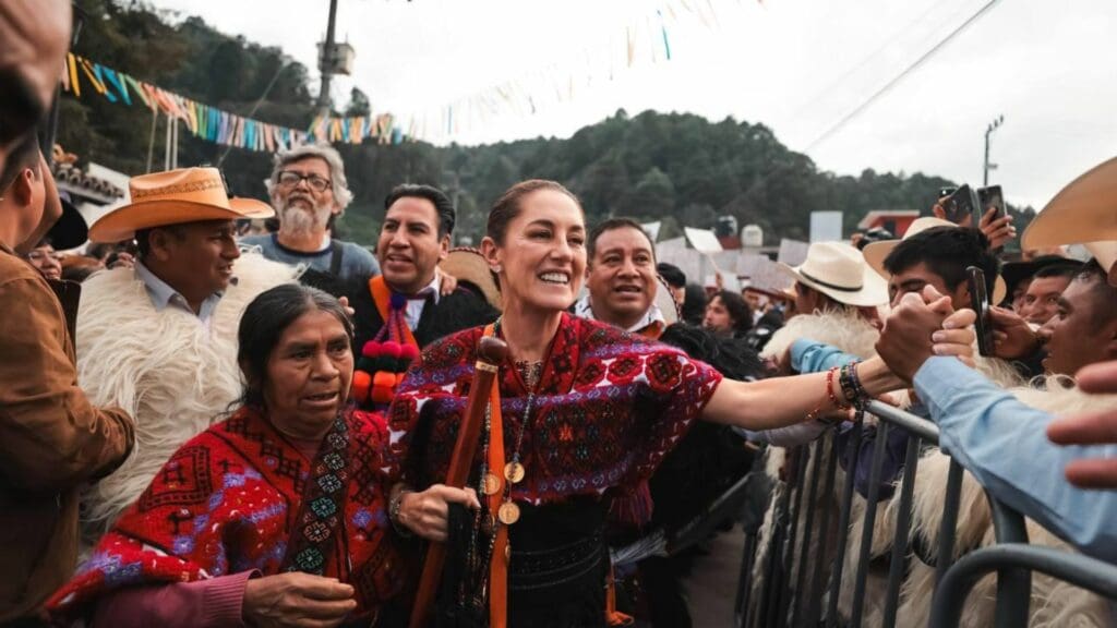 Vamos a gobernar para las mujeres de México, que llegue una mujer es un símbolo de la Transformación: Claudia Sheinbaum 
