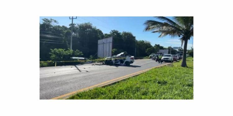 Fatal accidente deja una persona muerta en la entrada a Cancún y provoca intenso caos vial