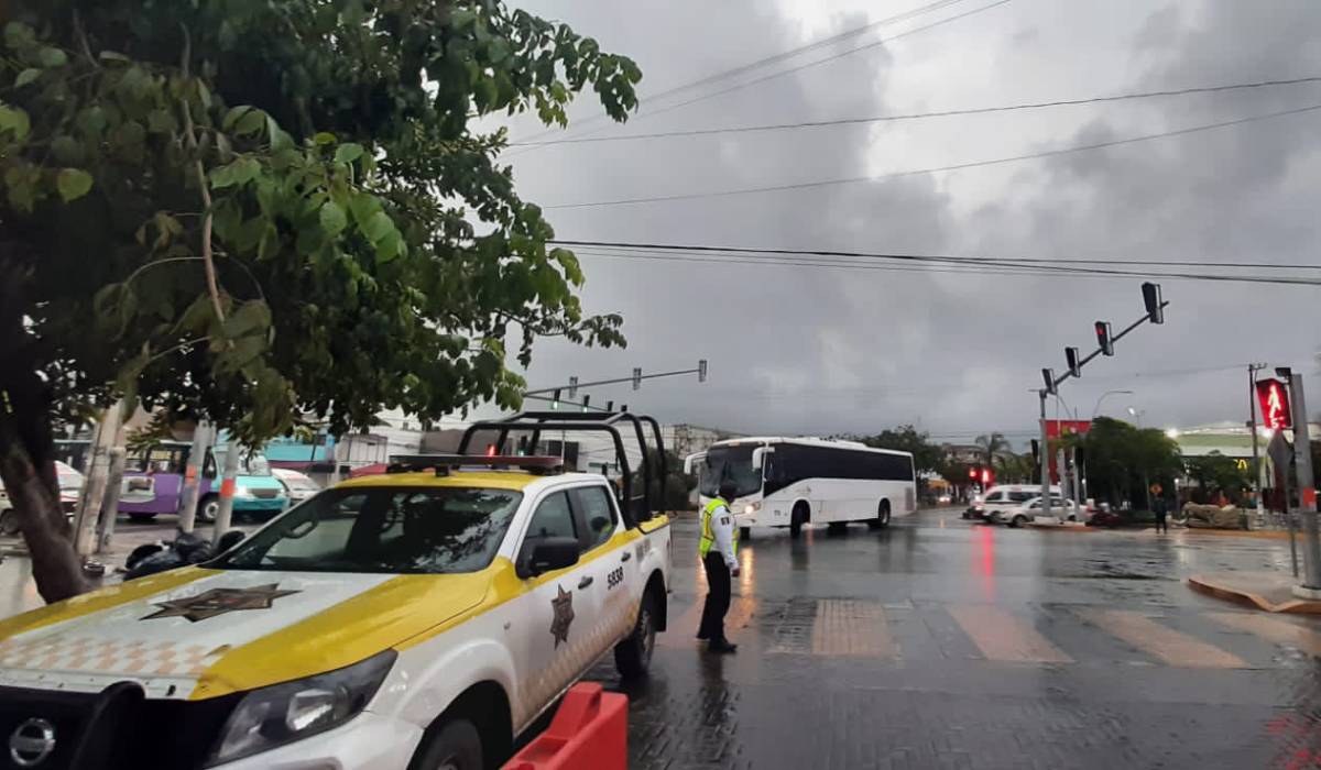 Refuerza tránsito de Cancún atención ciudadana durante las lluvias