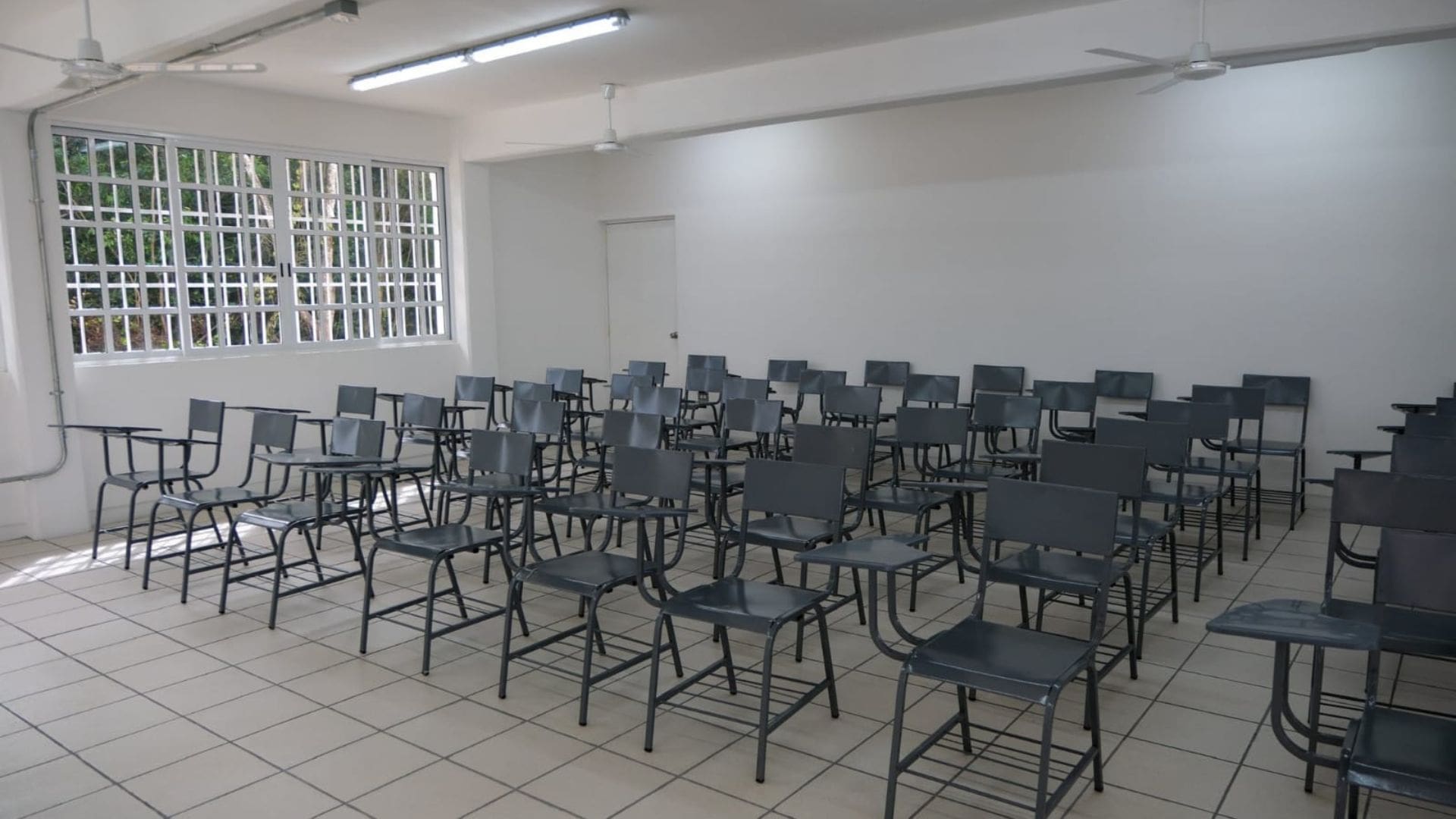 Busca SEQ recursos ante el Congreso para hacer inclusivas las escuelas de Quintana Roo