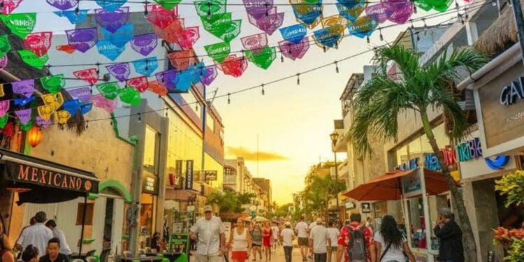 Comercios de Playa del Carmen tienen altas expectativas para la Semana Santa.