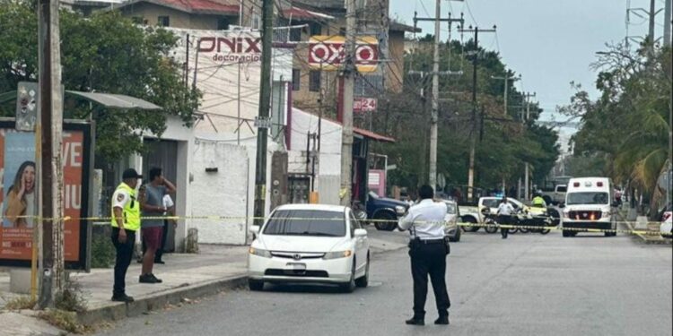 Fallece mujer tras ser atropellada cerca del Chedraui de la avenida Kabah de Cancún.