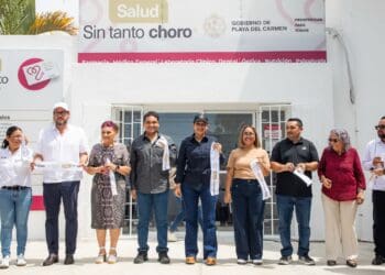 Inaugura Estefanía Mercado la Segunda Unidad Médica “Salud Sin Tanto Choro” en Playa del Carmen; está ubicada en la colonia Zacil-Ha