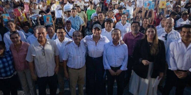 Estefanía Mercado reafirma compromiso con la educación, la salud y el transporte digno en Playa del Carmen