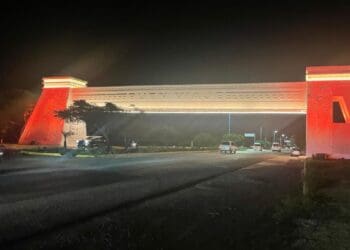 Playa del Carmen se ilumina de naranja en conmemoración del Día Internacional para la Eliminación de la Violencia contra la Mujer
