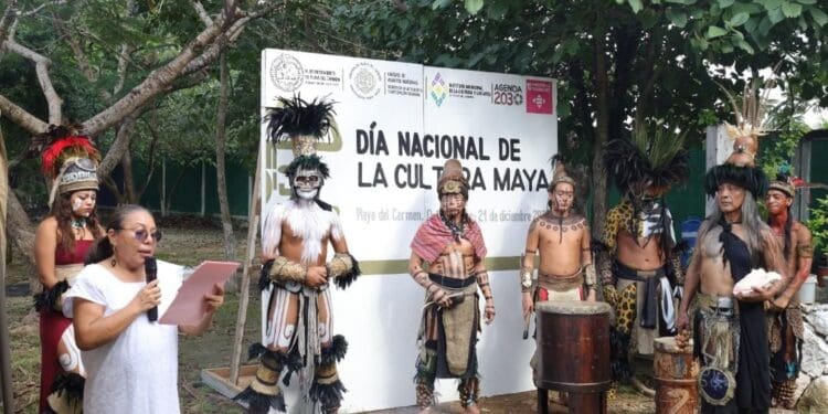 Conmemora el Gobierno de Estefanía Mercado el Día Nacional de la Cultura Maya en Playa del Carmen.