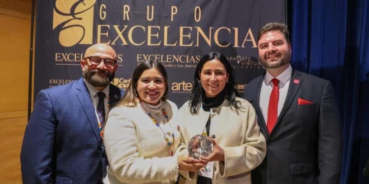 Estefanía Mercado fortalece la proyección internacional de Playa del Carmen en Fitur 2026 con alianzas estratégicas.