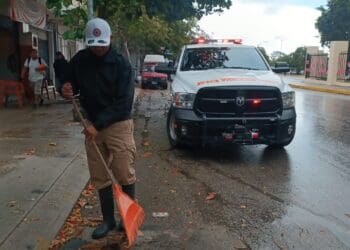 Gobierno de Estefanía Mercado mantiene operativo ante lluvias y bajas temperaturas
