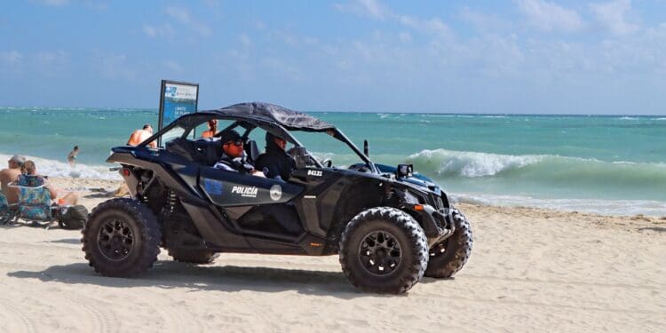Gobierno de Playa del Carmen mantiene presencia permanente en playas para prevenir delitos