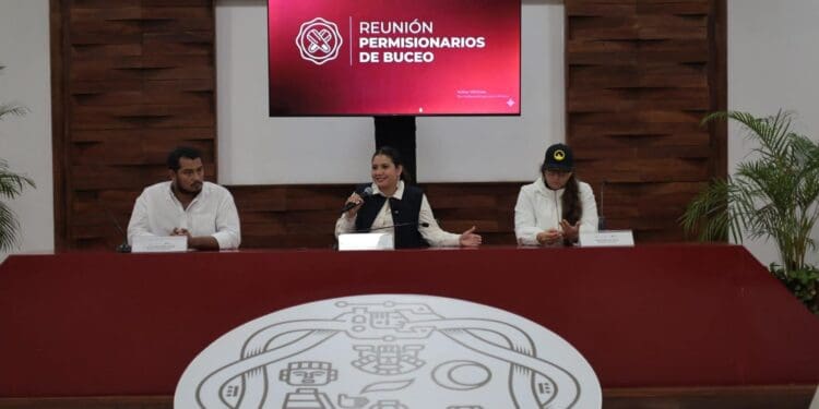 Promueve gobierno de Estefanía Mercado inclusión económica del sector de buceo en la transformación de Playa del Carmen