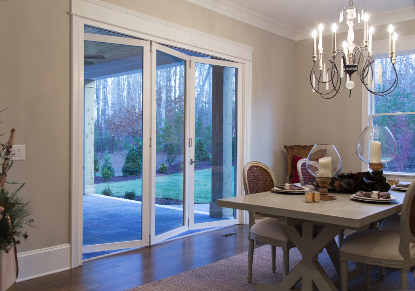 Folding Doors Bifold Doors Interior & Exterior LaCantina Doors
