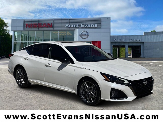 New 2023 Nissan Altima 2.0 SR
