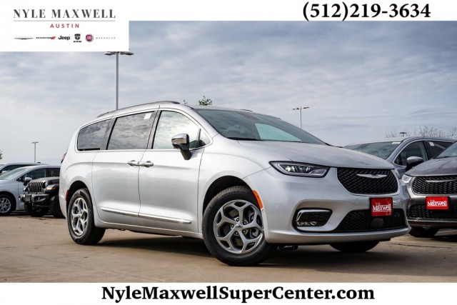 New 2023 Chrysler Pacifica Limited