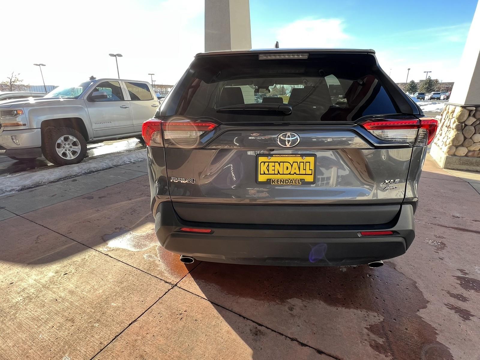 Pre-Owned 2021 Toyota RAV4 XLE AWD