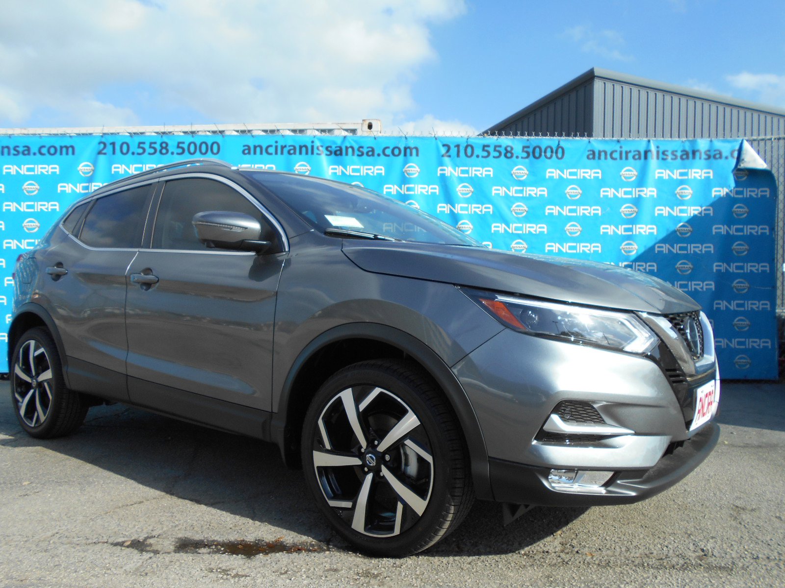 New 2022 Nissan Rogue Sport SL