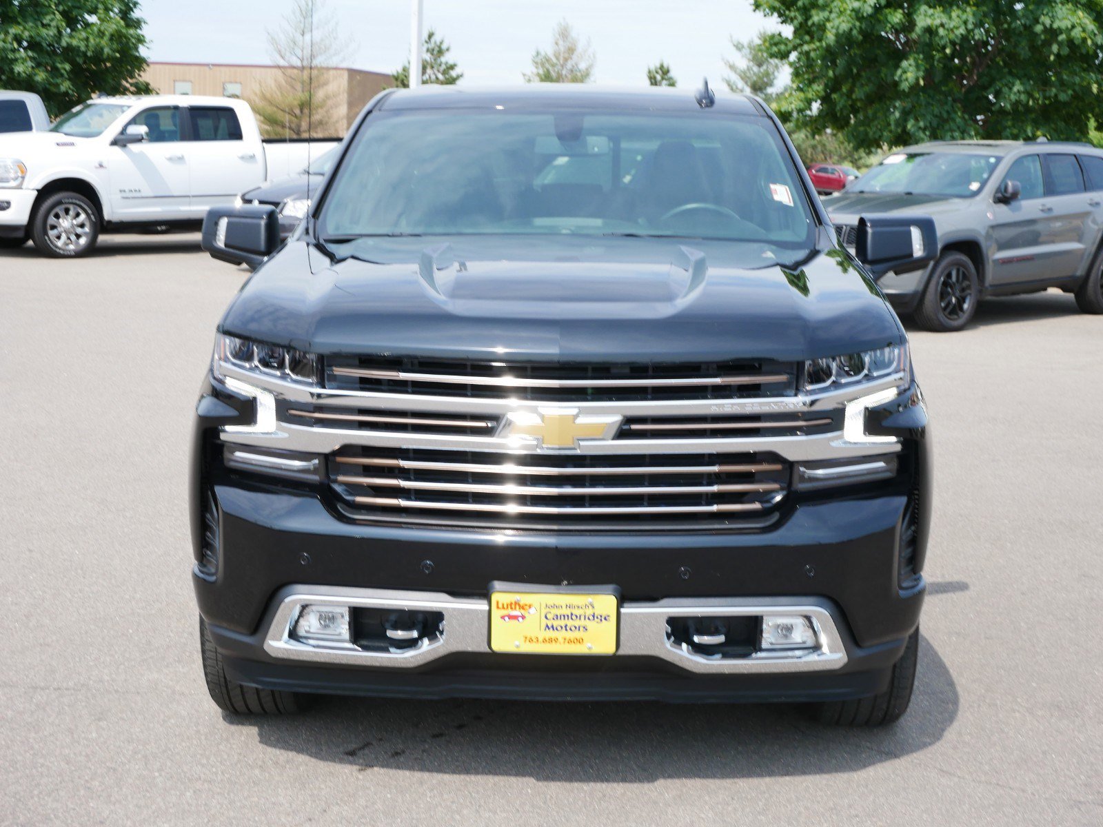 Used 2022 Chevrolet Silverado 1500 Limited High Country with VIN 1GCUYHED9NZ209941 for sale in Cambridge, Minnesota