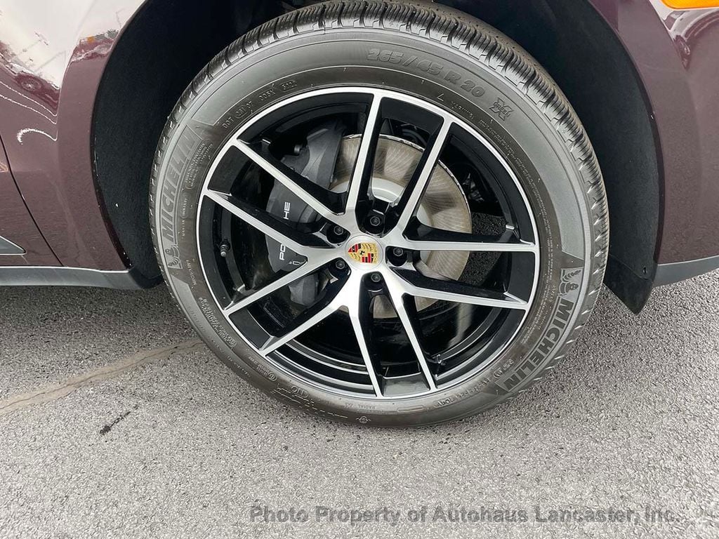 New 2023 Porsche Macan AWD