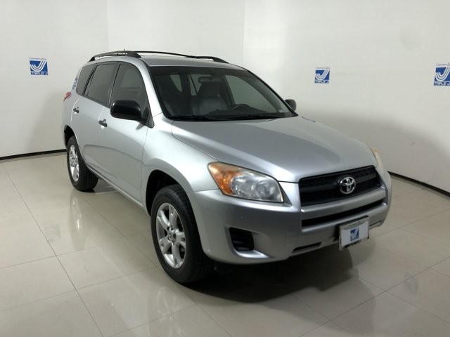 Pre-Owned 2011 Toyota RAV4