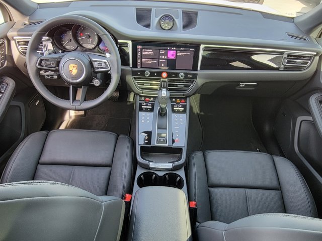 New 2023 Porsche Macan