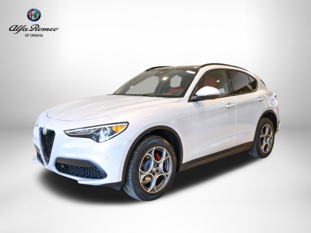 2023 Alfa Romeo Stelvio Sprint