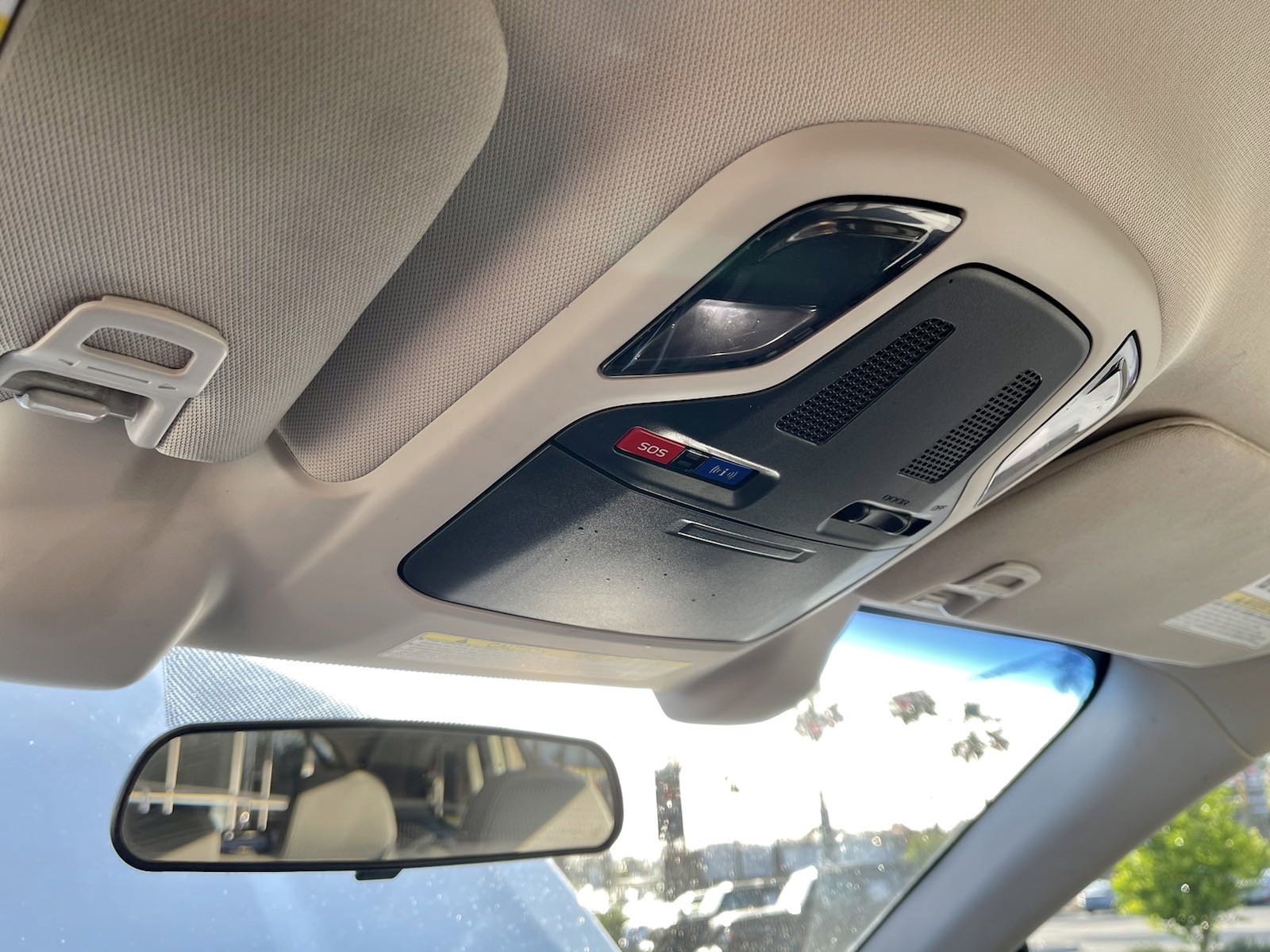 Used 2020 Crystal White Pearl Subaru Premium image 19