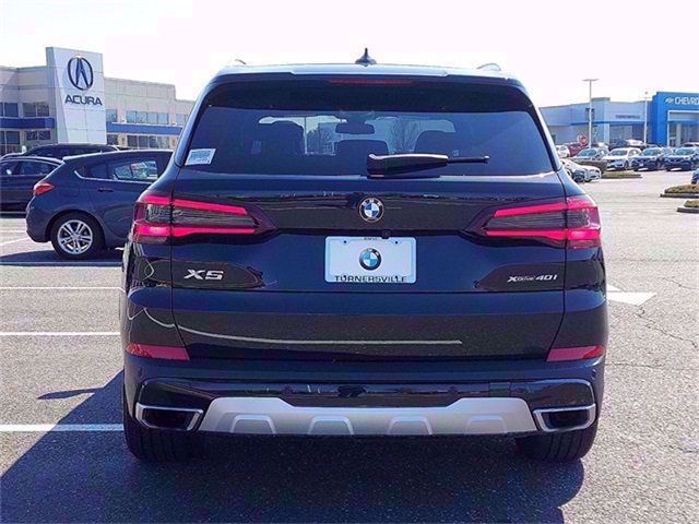 Certified Used 2021 Black Sapphire Metallic BMW xDrive40i Sports Activity Vehicle image 260