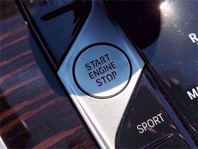 Certified Used 2021 Black Sapphire Metallic BMW xDrive40i Sports Activity Vehicle image 257