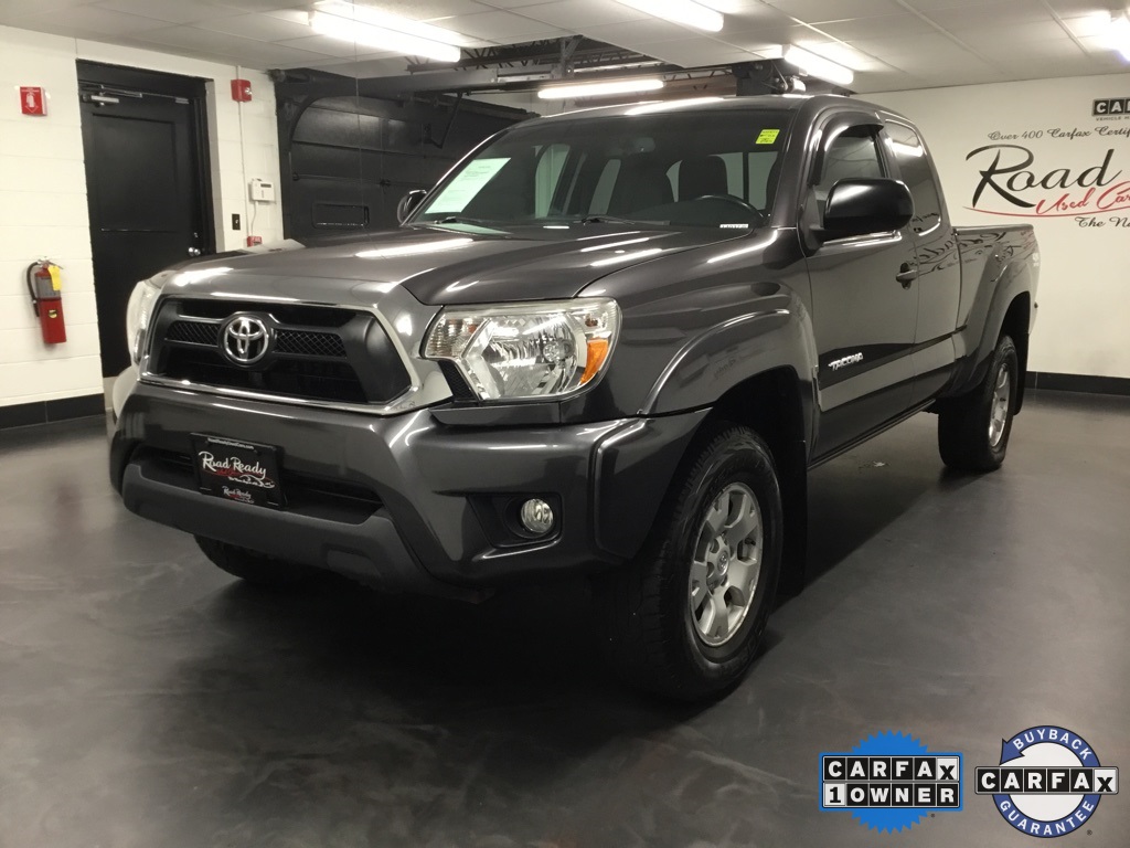 2013 Toyota Base Trucks in Ansonia 14037 Road