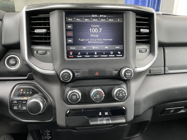 Used 2019 Black Ram Big Horn/Lone Star image 17