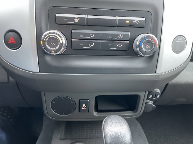 Used 2020 Red Nissan S image 17