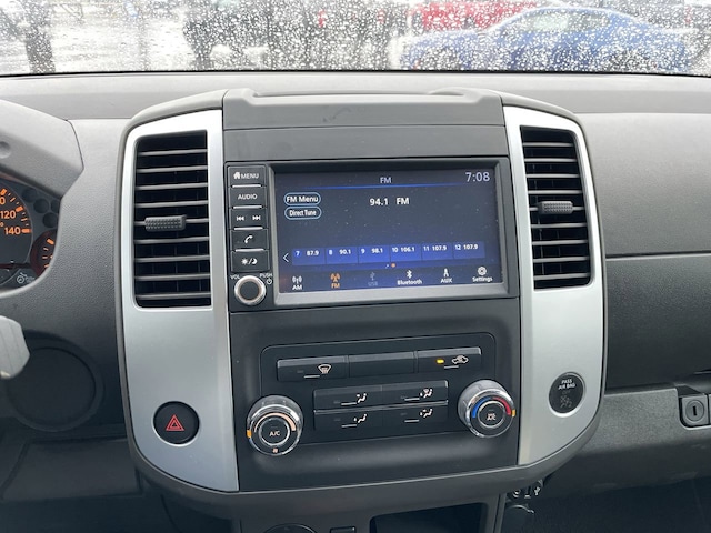 Used 2020 Red Nissan S image 13