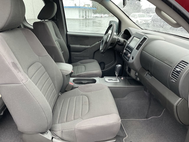 Used 2020 Red Nissan S image 26