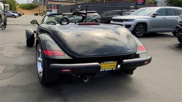 Used 2000 Black Plymouth image 7
