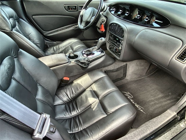 Used 2000 Black Plymouth image 20
