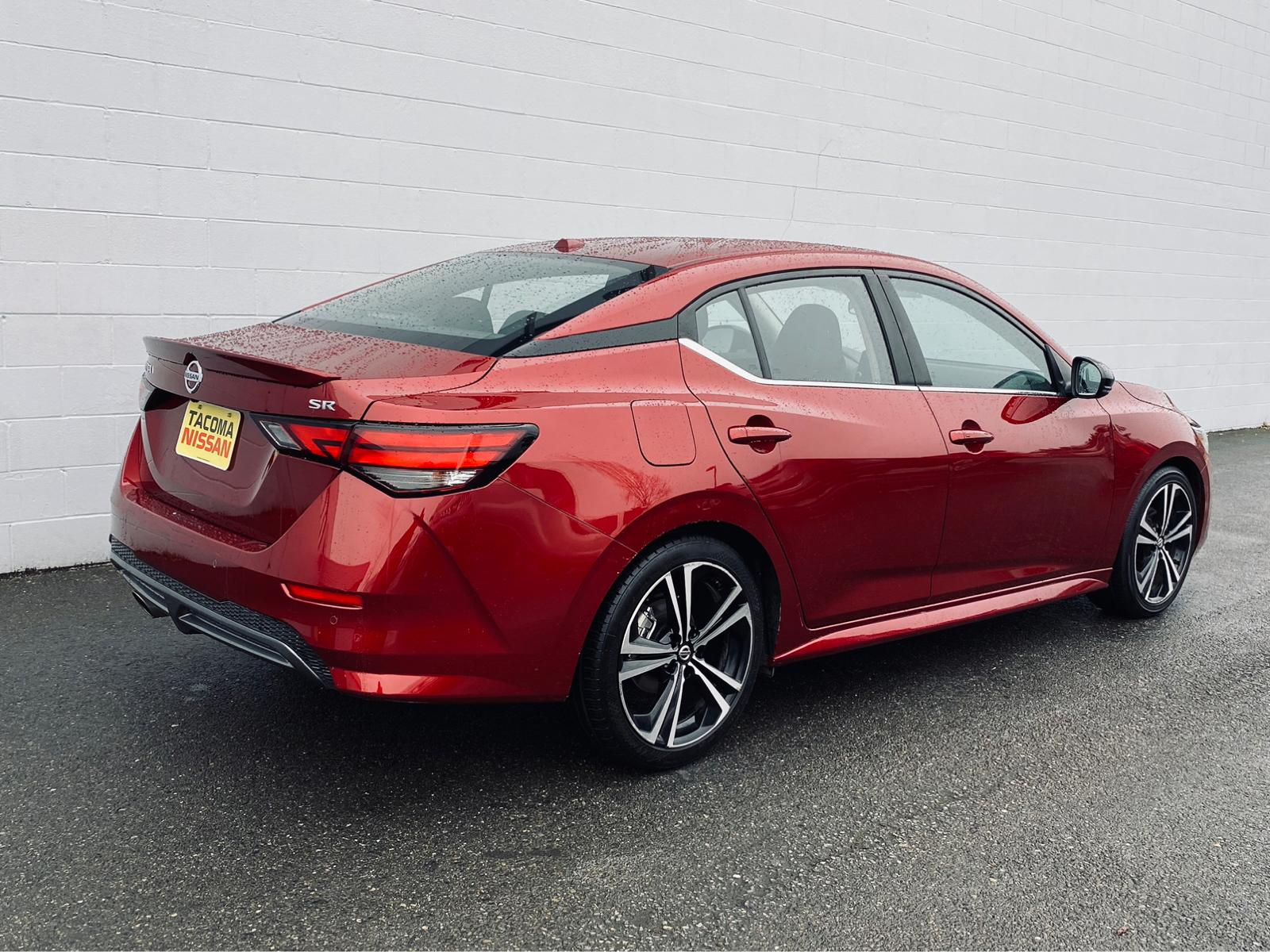 Used 2022 Scarlet Ember Tintcoat Nissan SR image 4