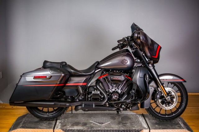 2018 harley davidson street glide cvo