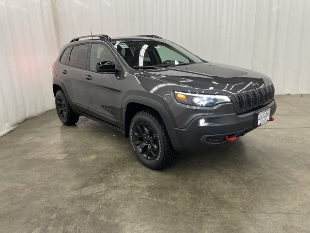Okay, here's a comprehensive and engaging blog post about 2022 Jeep Cherokee Trailhawk accessories, designed for both readability and SEO performance.