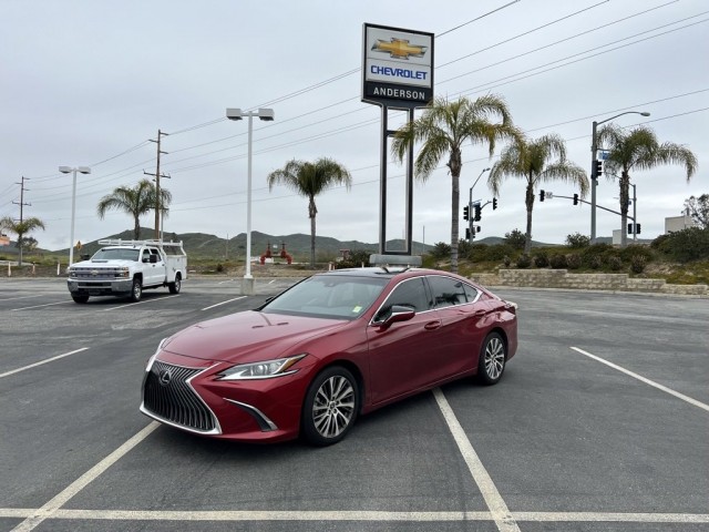 2020 Lexus ES